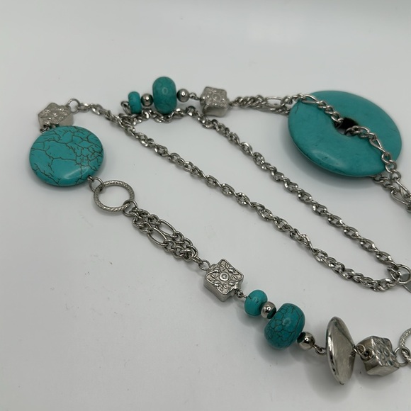 Howlite and silver long necklace - Picture 5 of 5